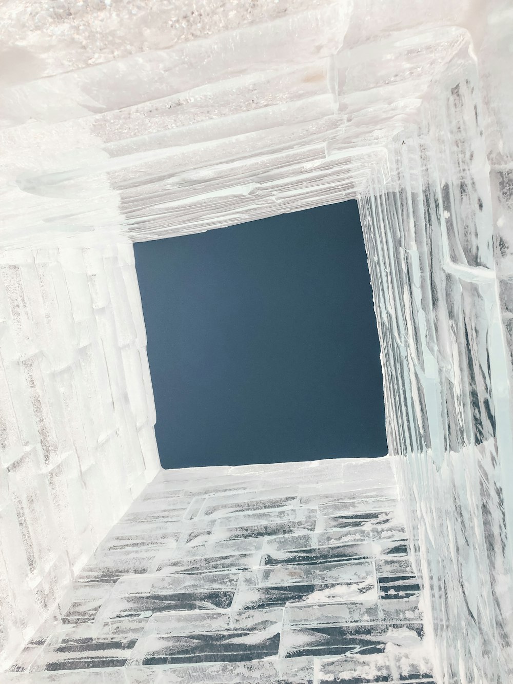 a room that has ice on the walls