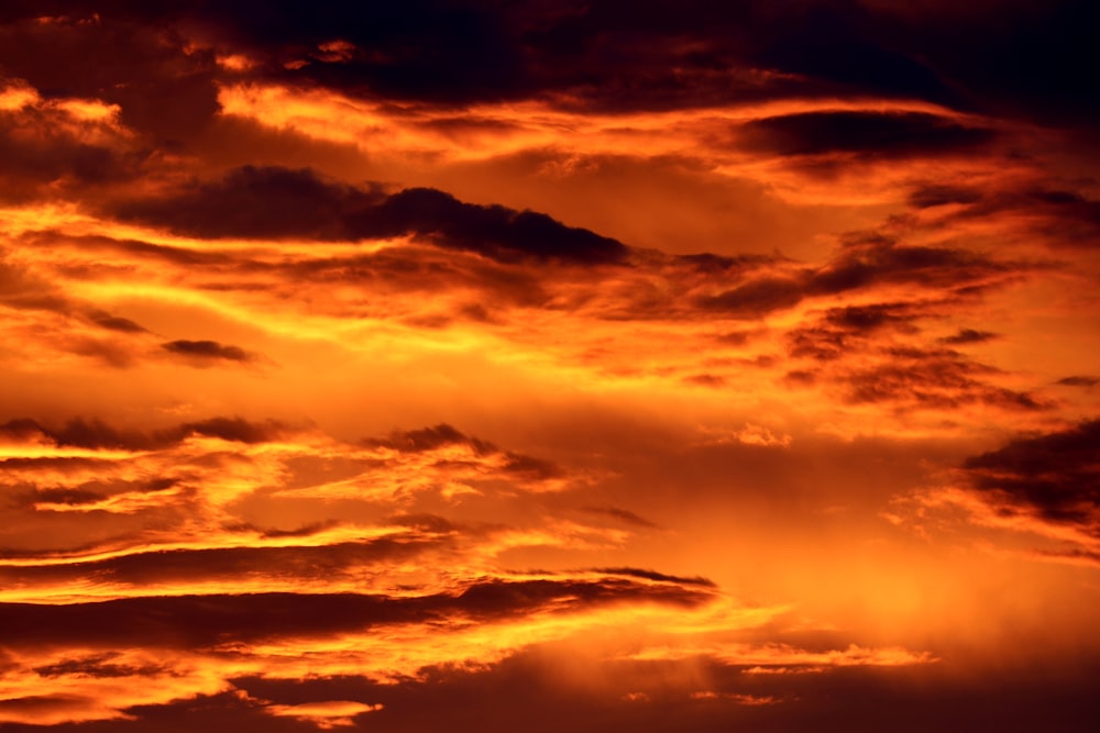 ciel pendant l’heure dorée