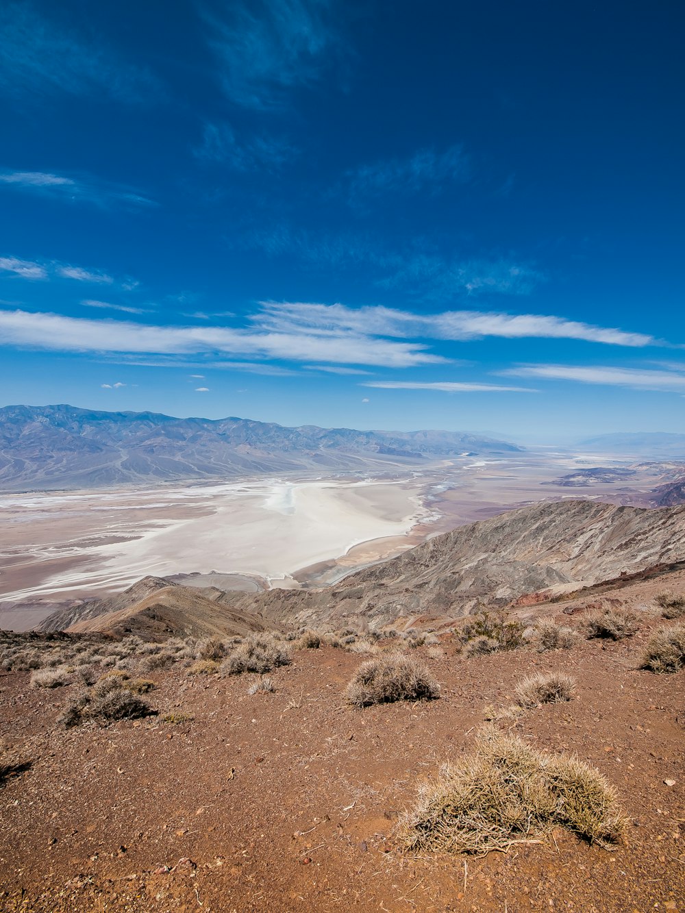 brown mountain scenry