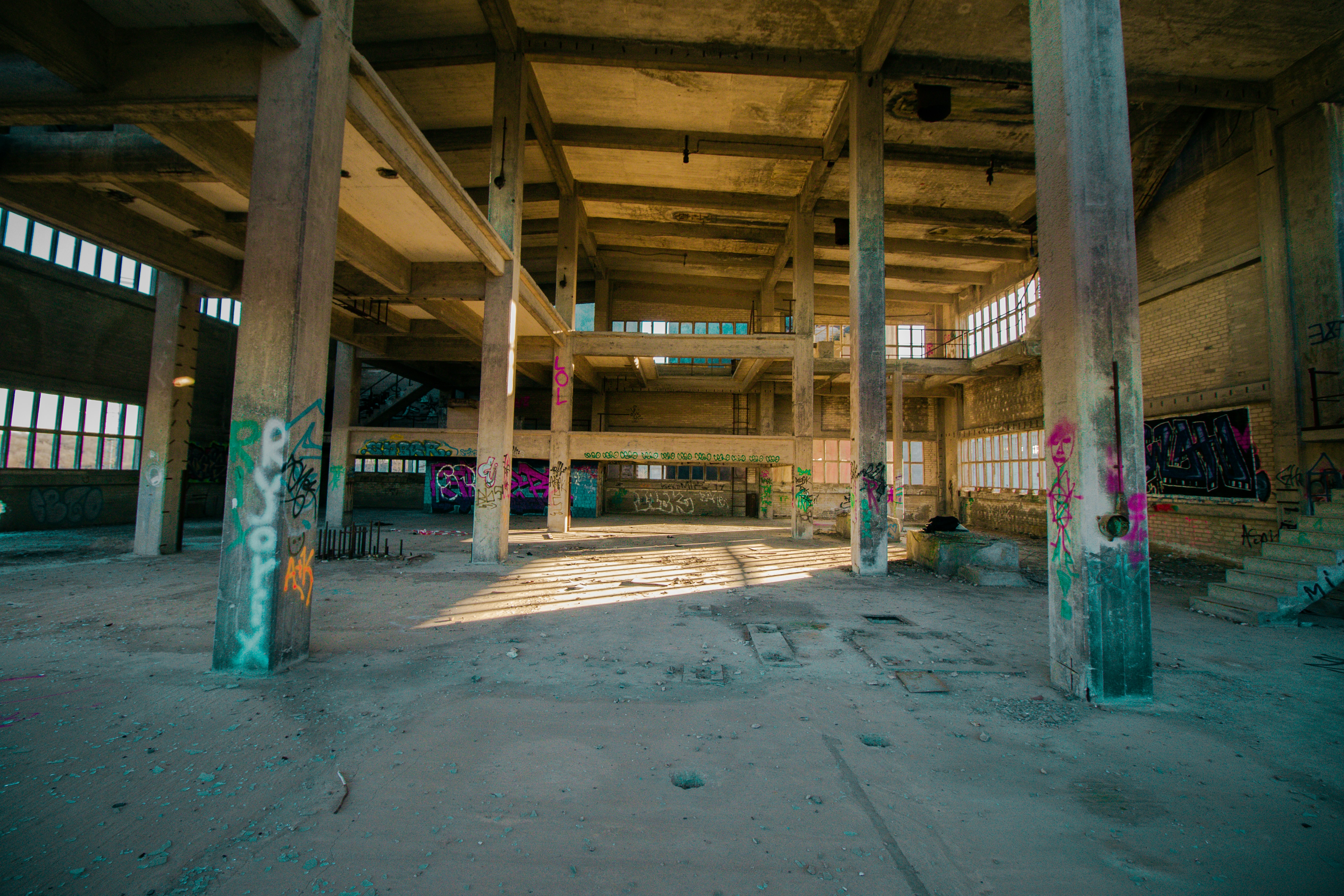 Empty concrete building interior at daytime photo – Free Building Image ...