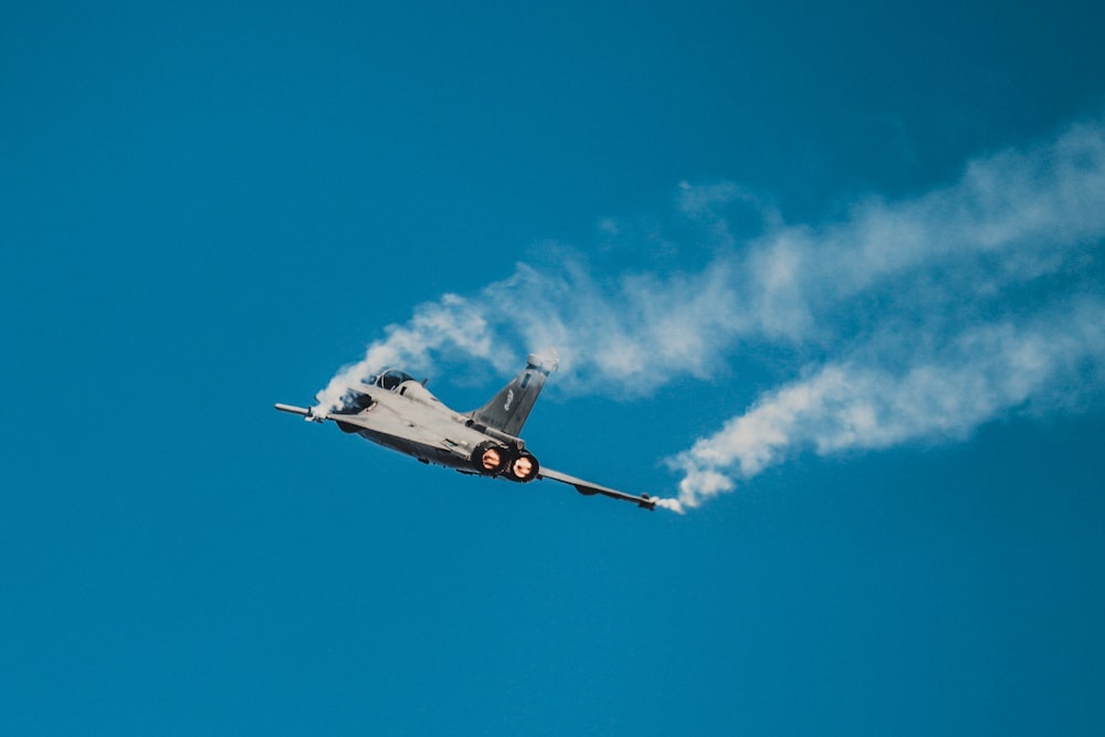 white jetplane flying