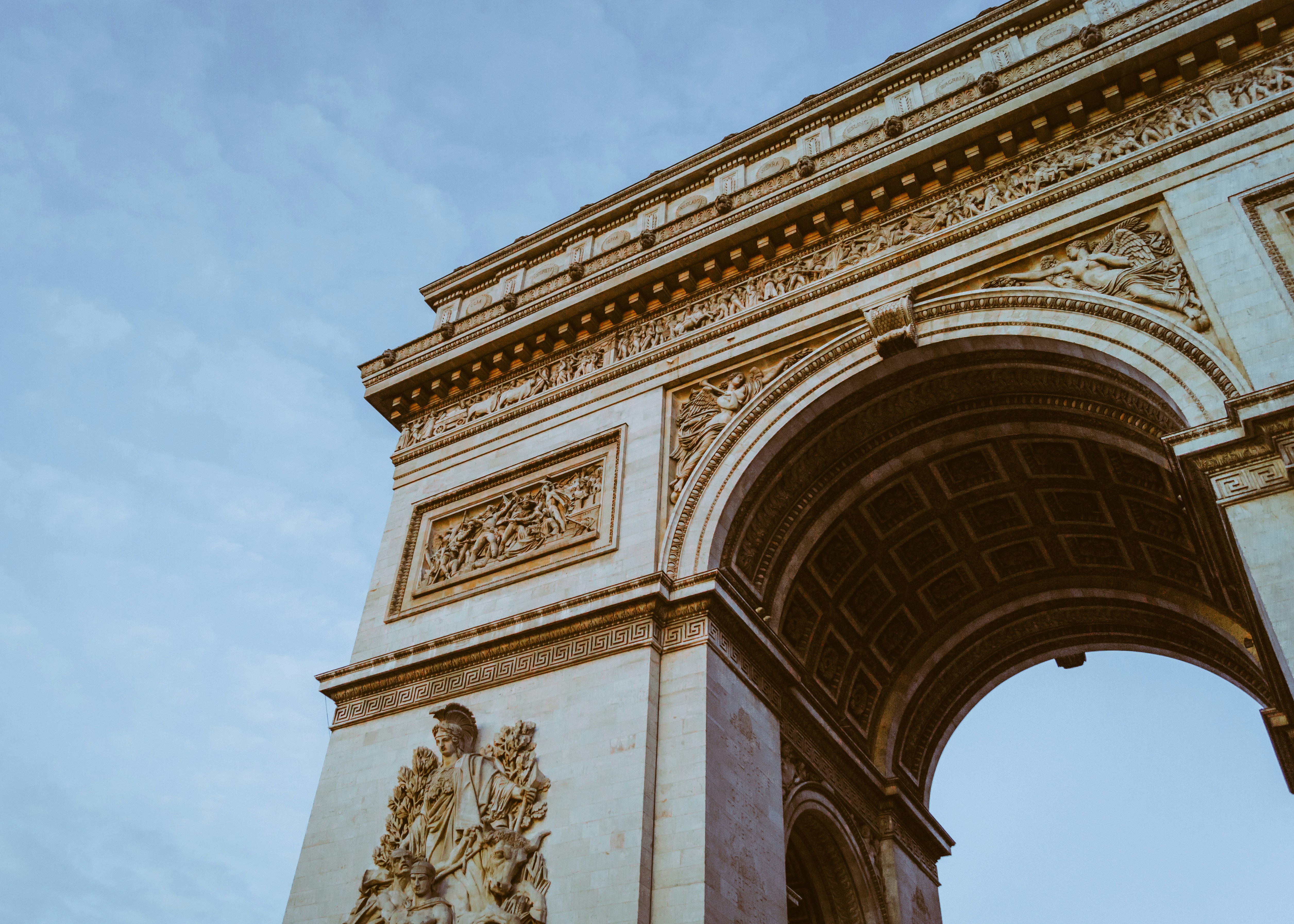 Arch De Triomphe, 