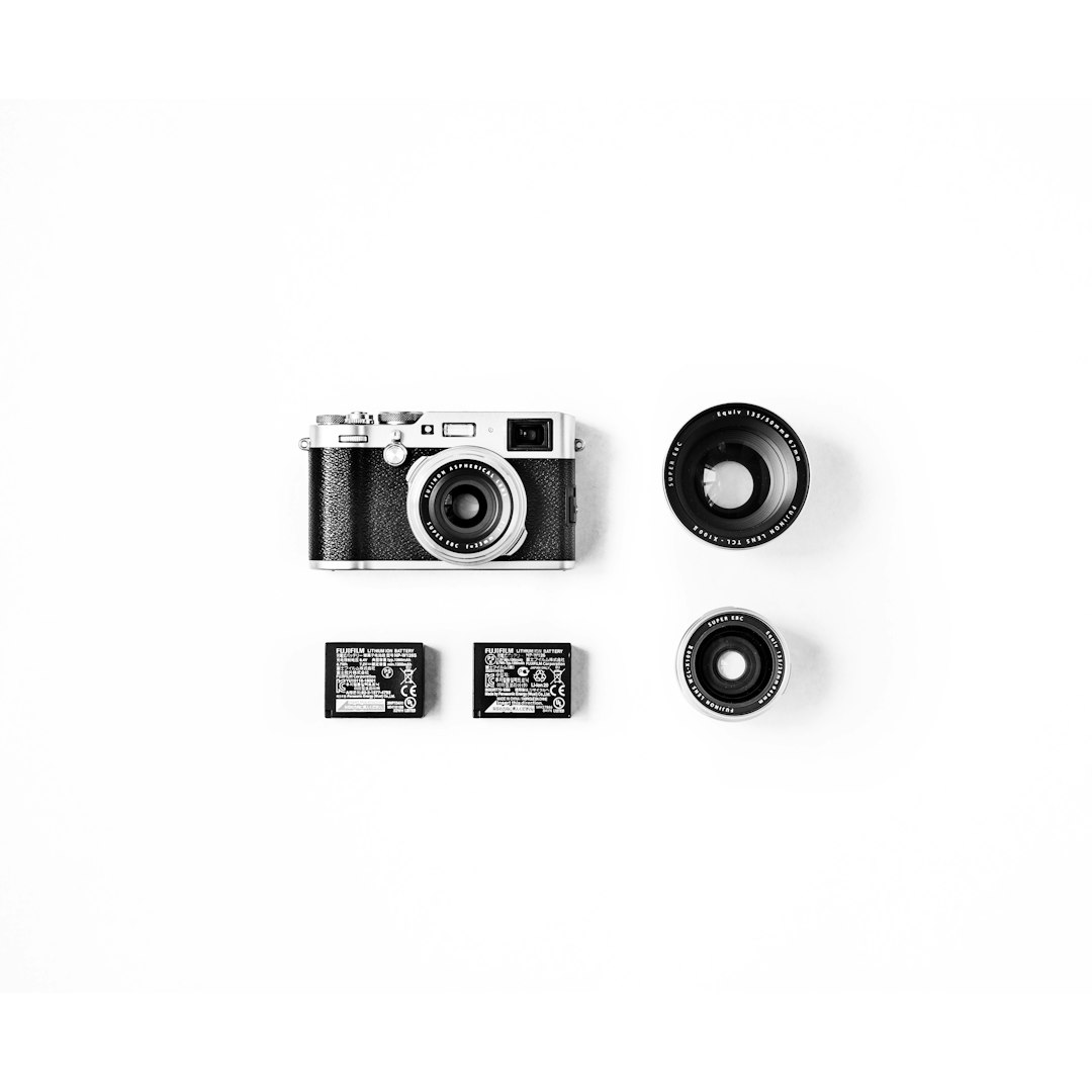 Luvframe Silver Retro Camera