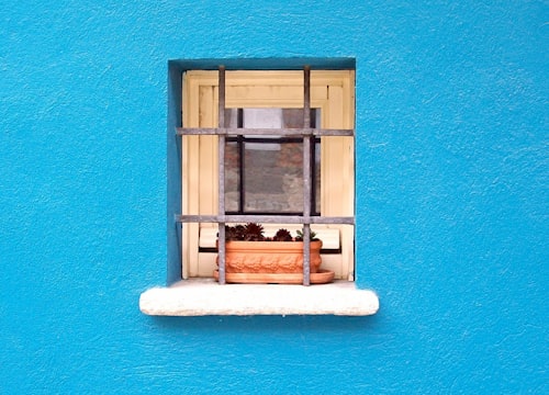 Window photo by Mirna Rivalta on Unsplash