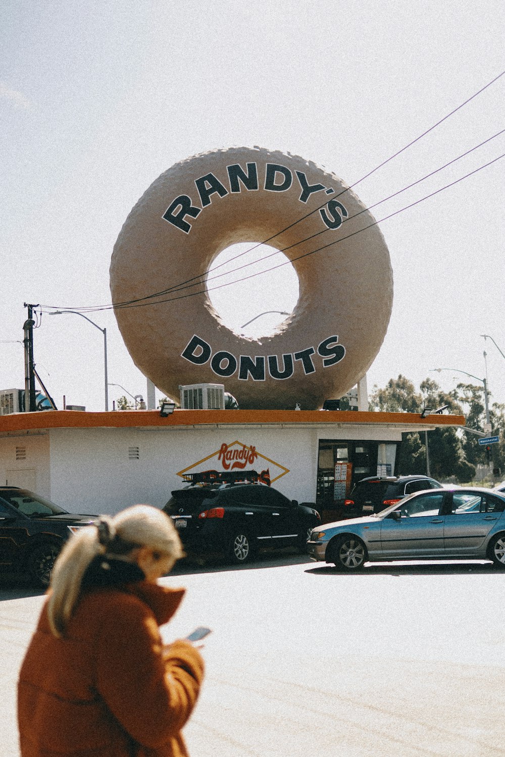 Señalización de Randy's Donuts