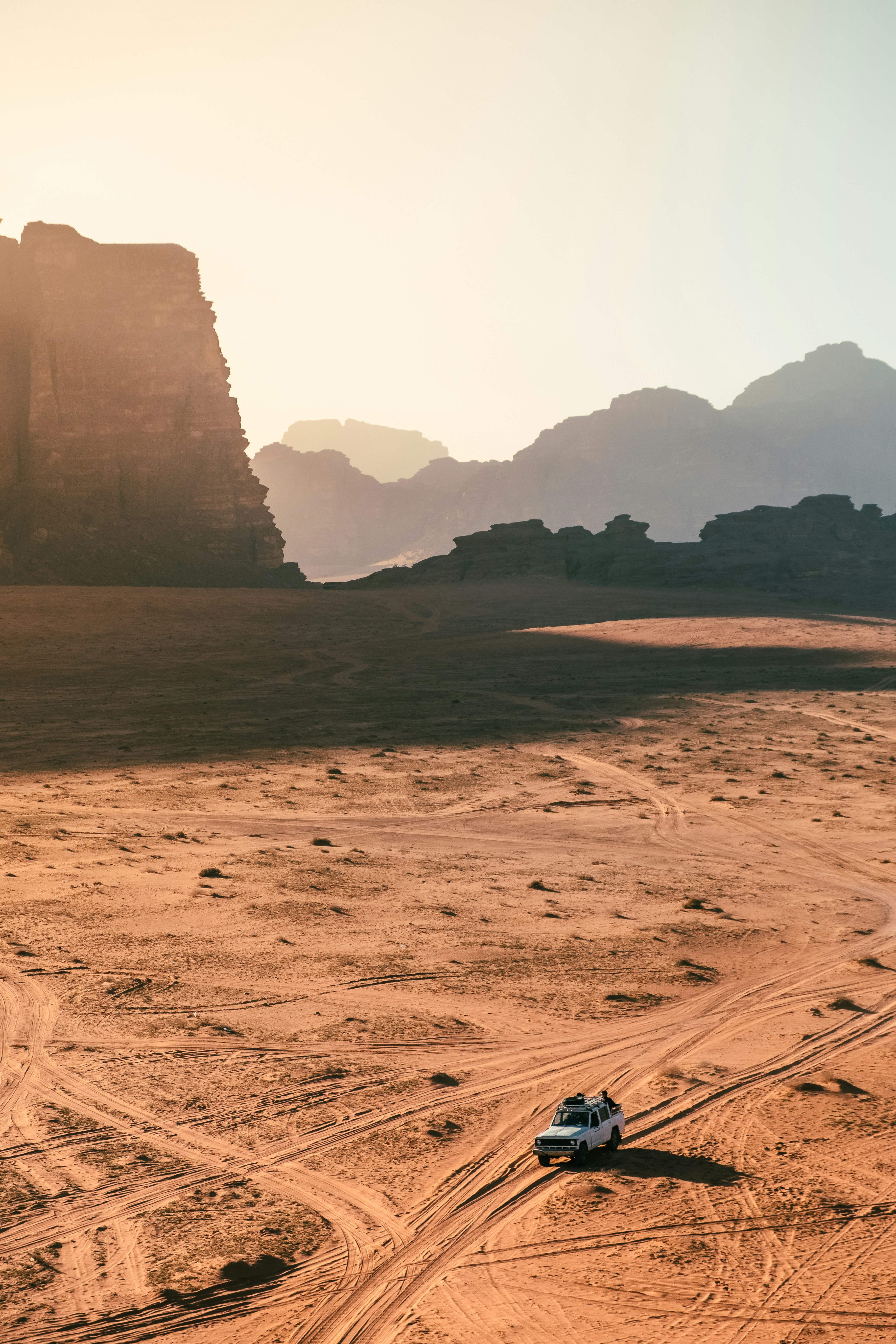 There’s a reason why they shot the movie The Martian in the Wadi Rum desert in Jordan. If it wasn’t for a pickup that you see driving through the sand once in a while, you’d forget you’re on Earth when you’re there.