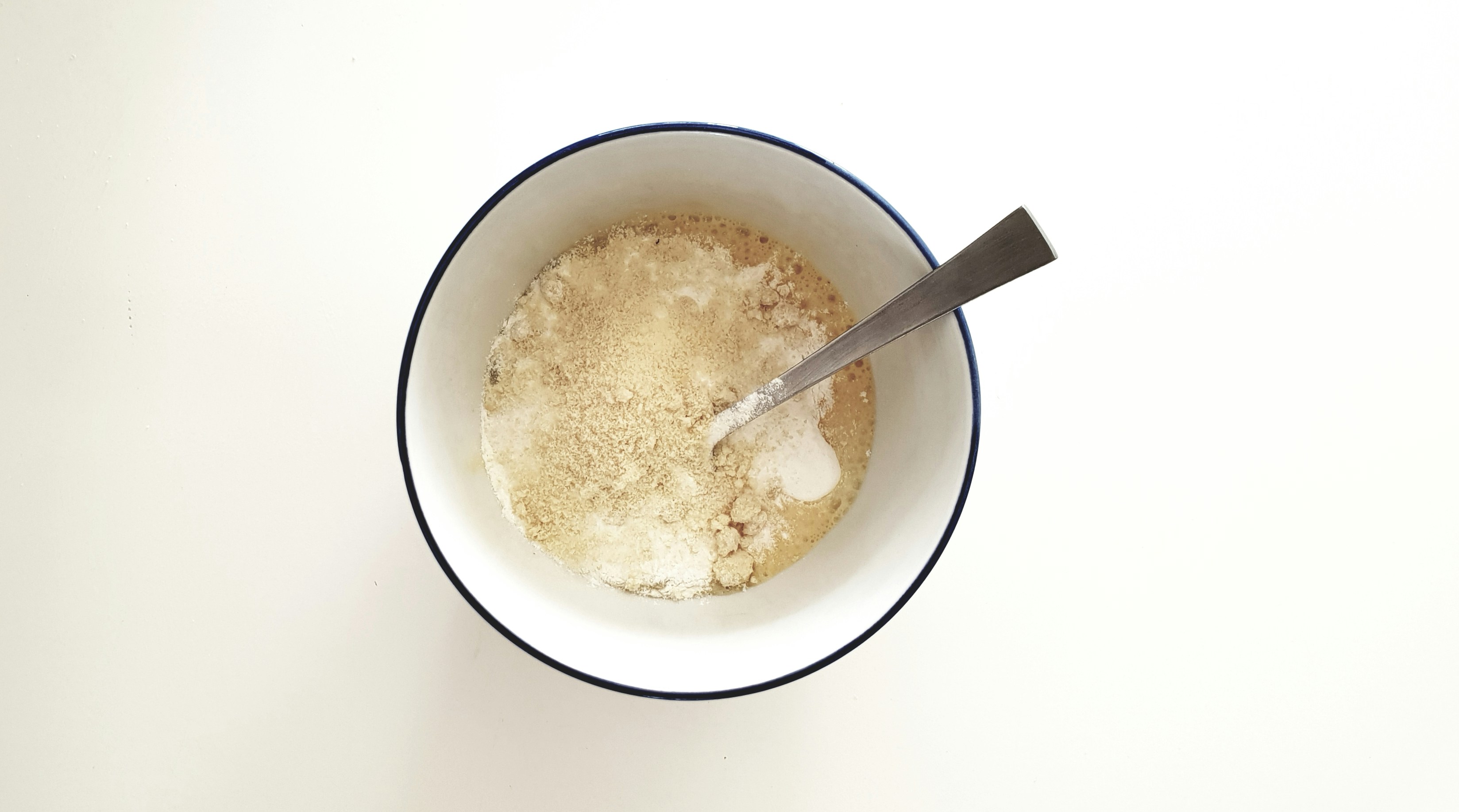 Round white ceramic bowl