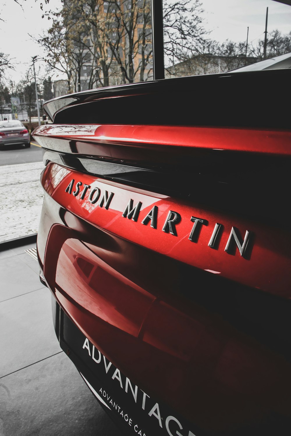 Feux arrière Aston Martin