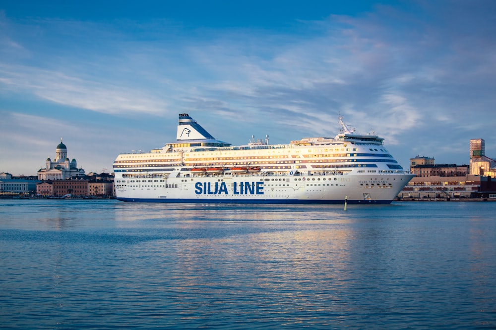 white and blue Silja Line cruise ship during daytime