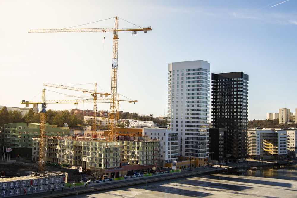 Photographie de vue aérienne d’un bâtiment d’architecture