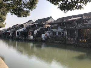 Water Town Day Escape