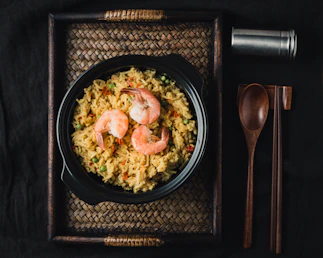 fry rice with prawn dish