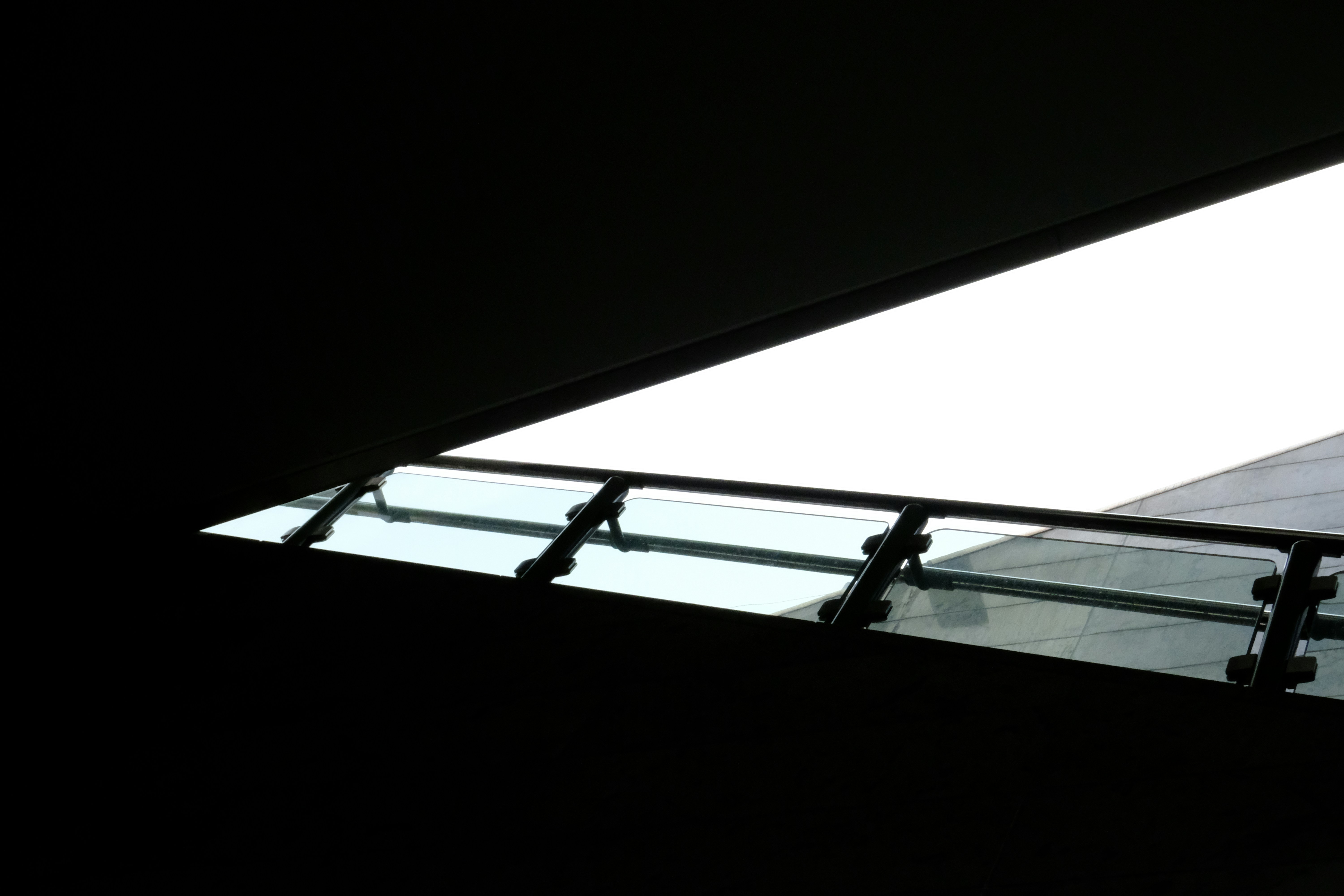 photo-1551338599-7a5b52b6ed86?ixid=M3wxM