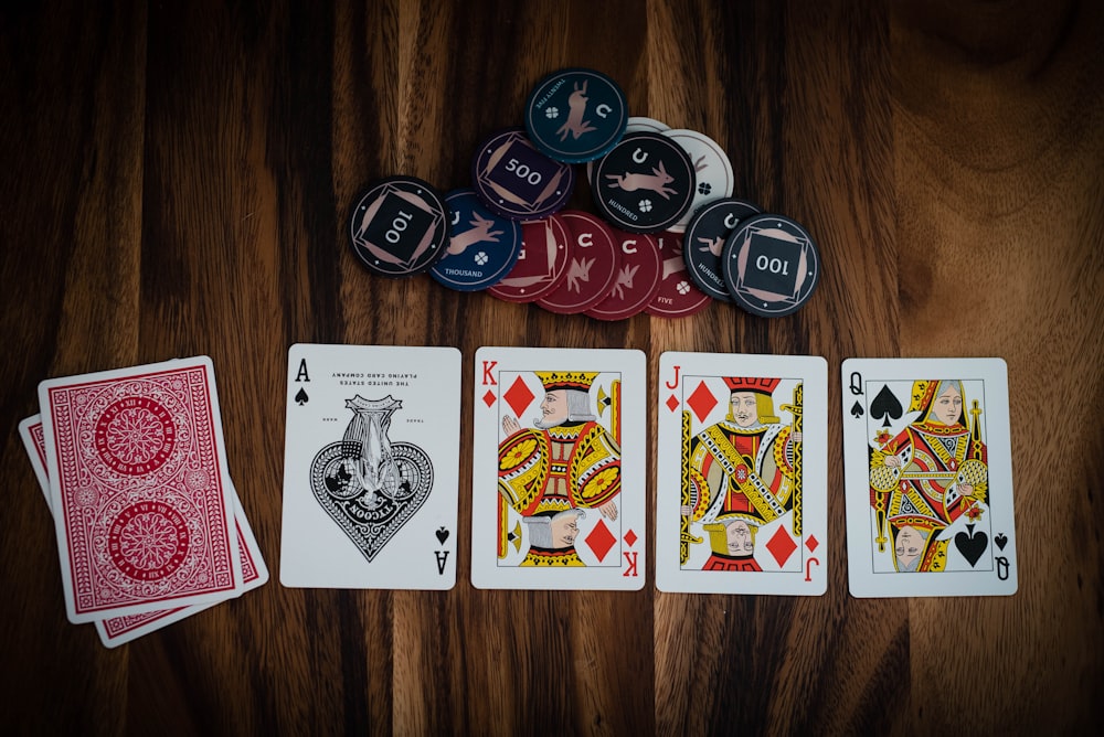 assorted-color playing cards photo – Free Poker Image on Unsplash