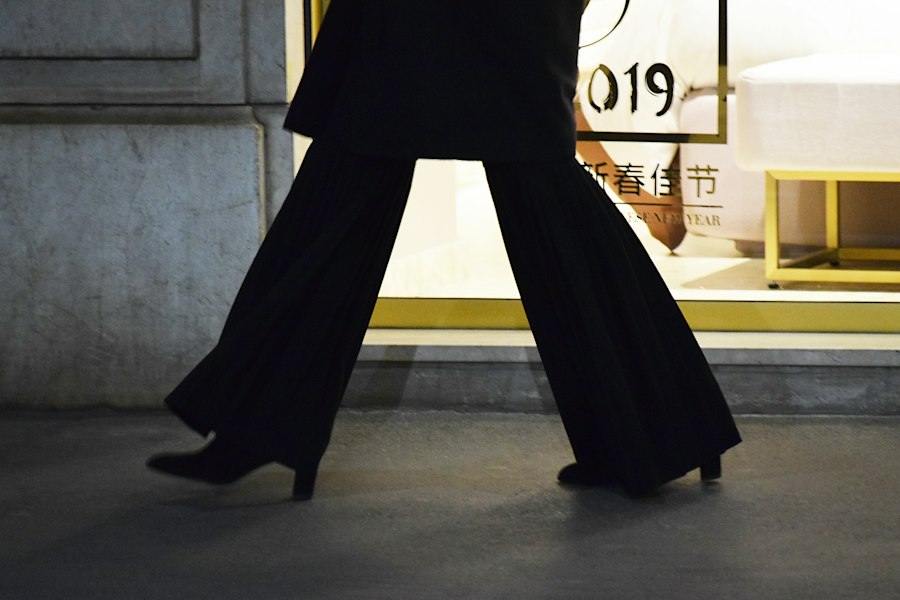 Pantalon Smoking Noir Maya Deluxe vêtements de mode