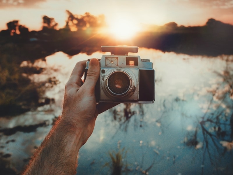 Photography is a whole lot more than taking a snapshot. It is really an craft as well as a science put together when done properly. This post will provide probably the most essential recommendations to actually are managing this hobby with value and thus 