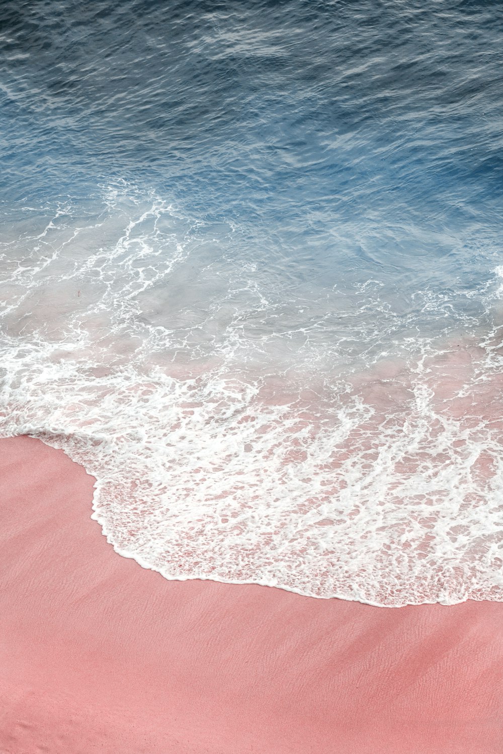 Tận hưởng những hình ảnh đại dương màu hồng lung linh, đầy sức sống và giúp bạn tạm rời xa những bộn bề công việc để thư giãn một cách tuyệt vời.