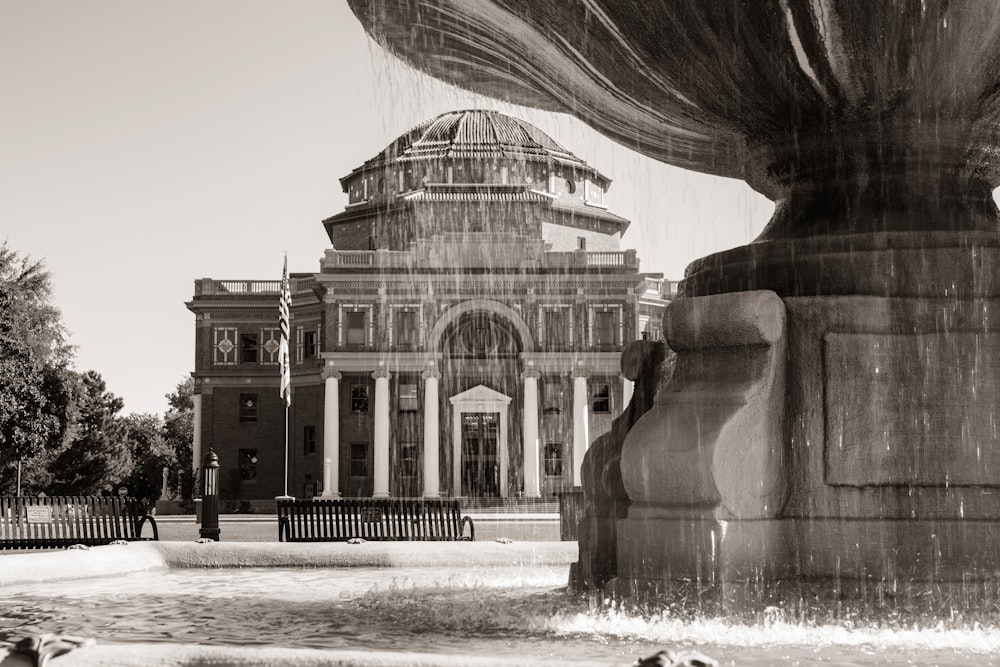 greyscale photo of fountain