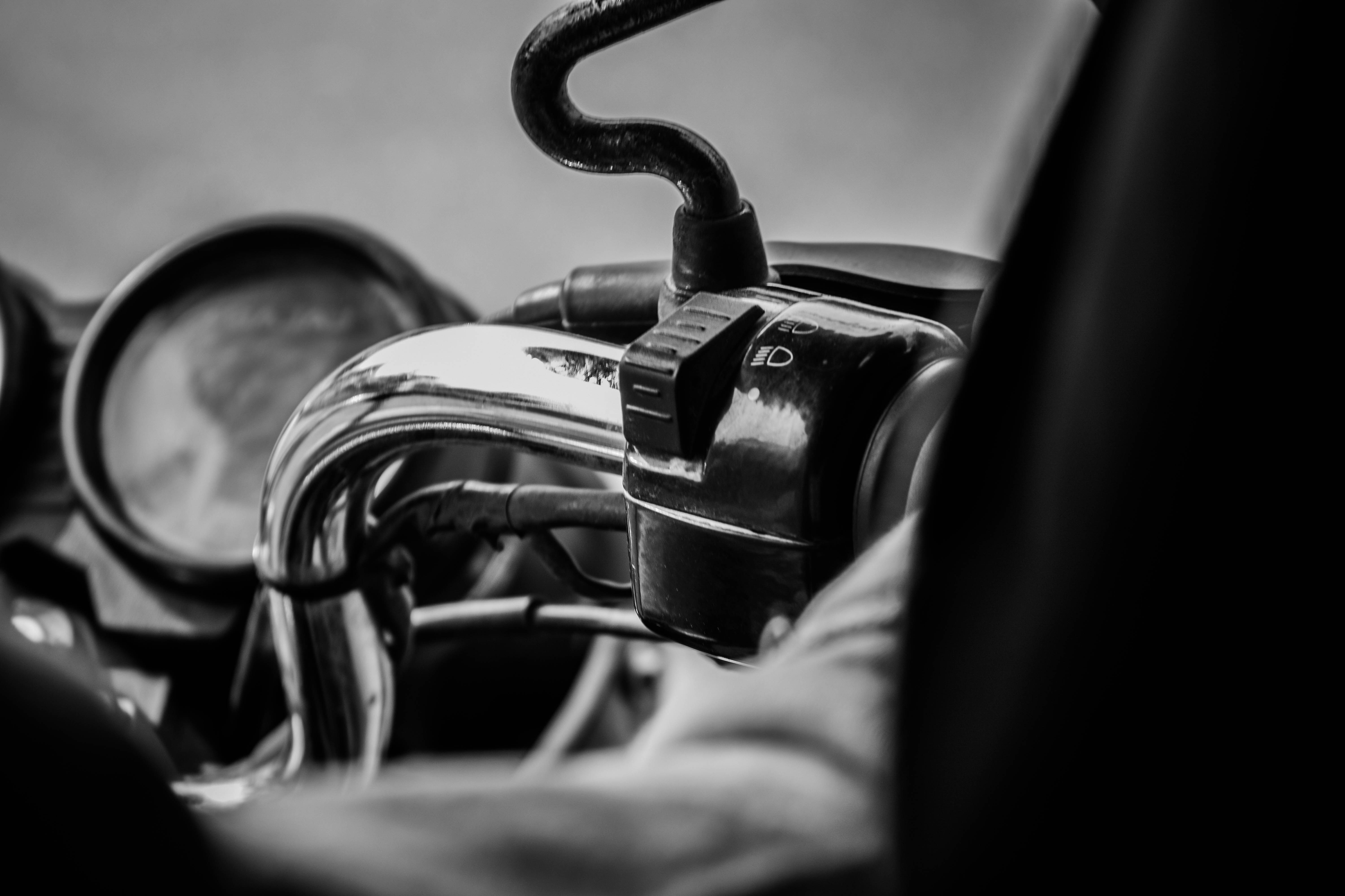 photo-1551484587-89be9a6cfef5?ixlib=rb-1.2.1&ixid=eyJhcHBfaWQiOjEyMDd9&auto=format&fit=crop&w=1500&q=80