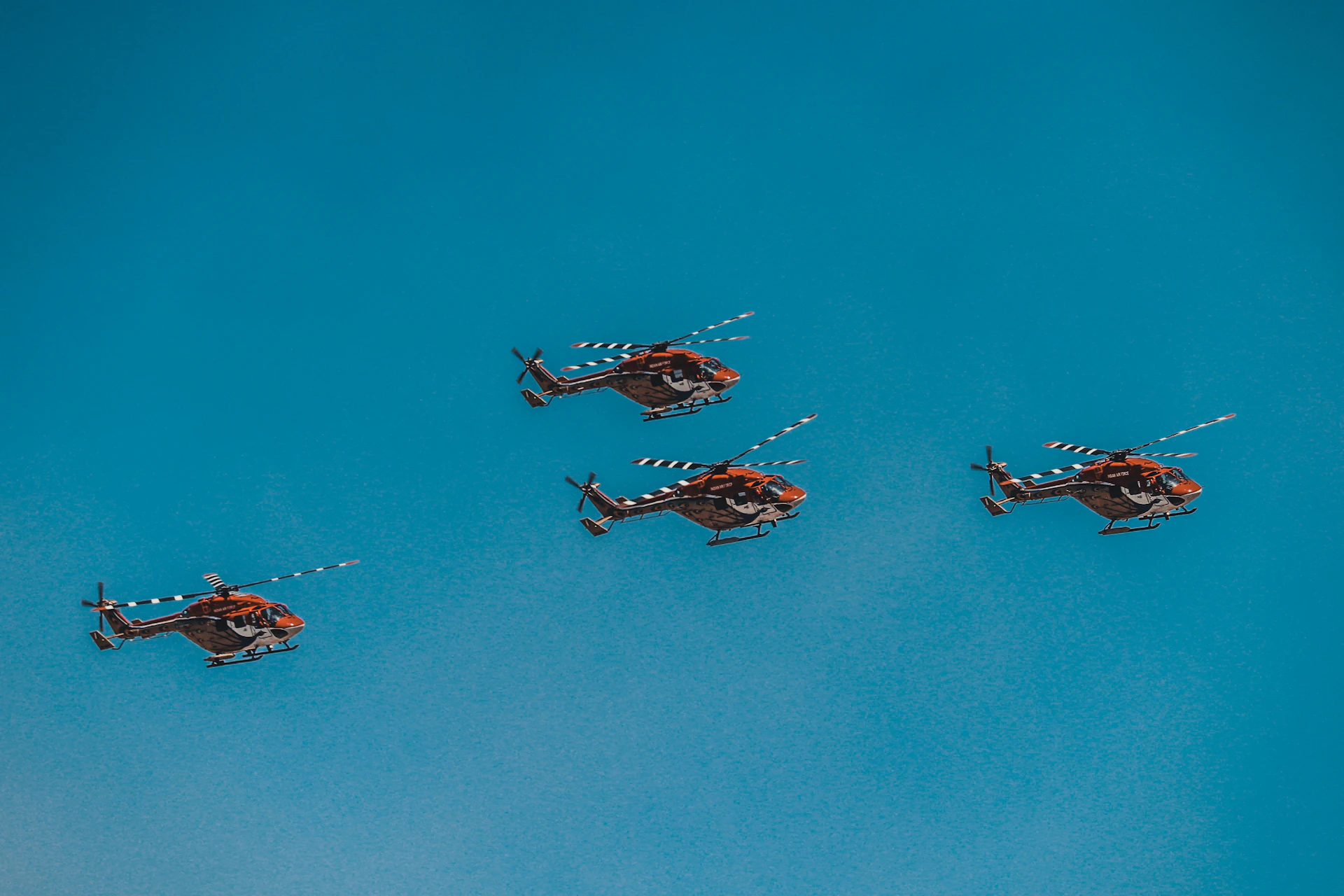 four red helicopter illustration