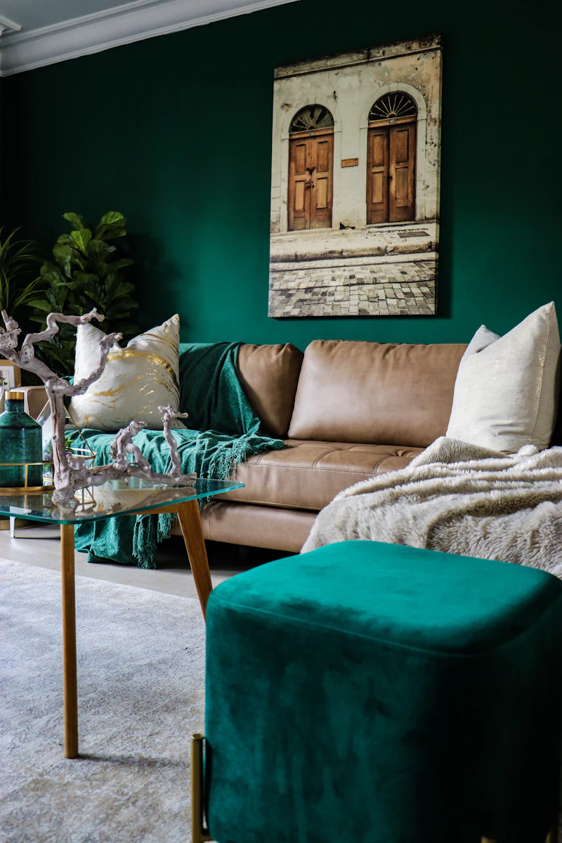 Cream sofa set