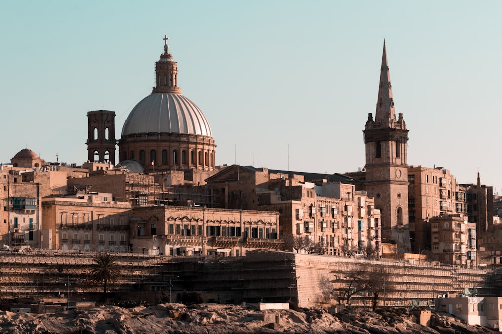 beige and brown concrete dome building