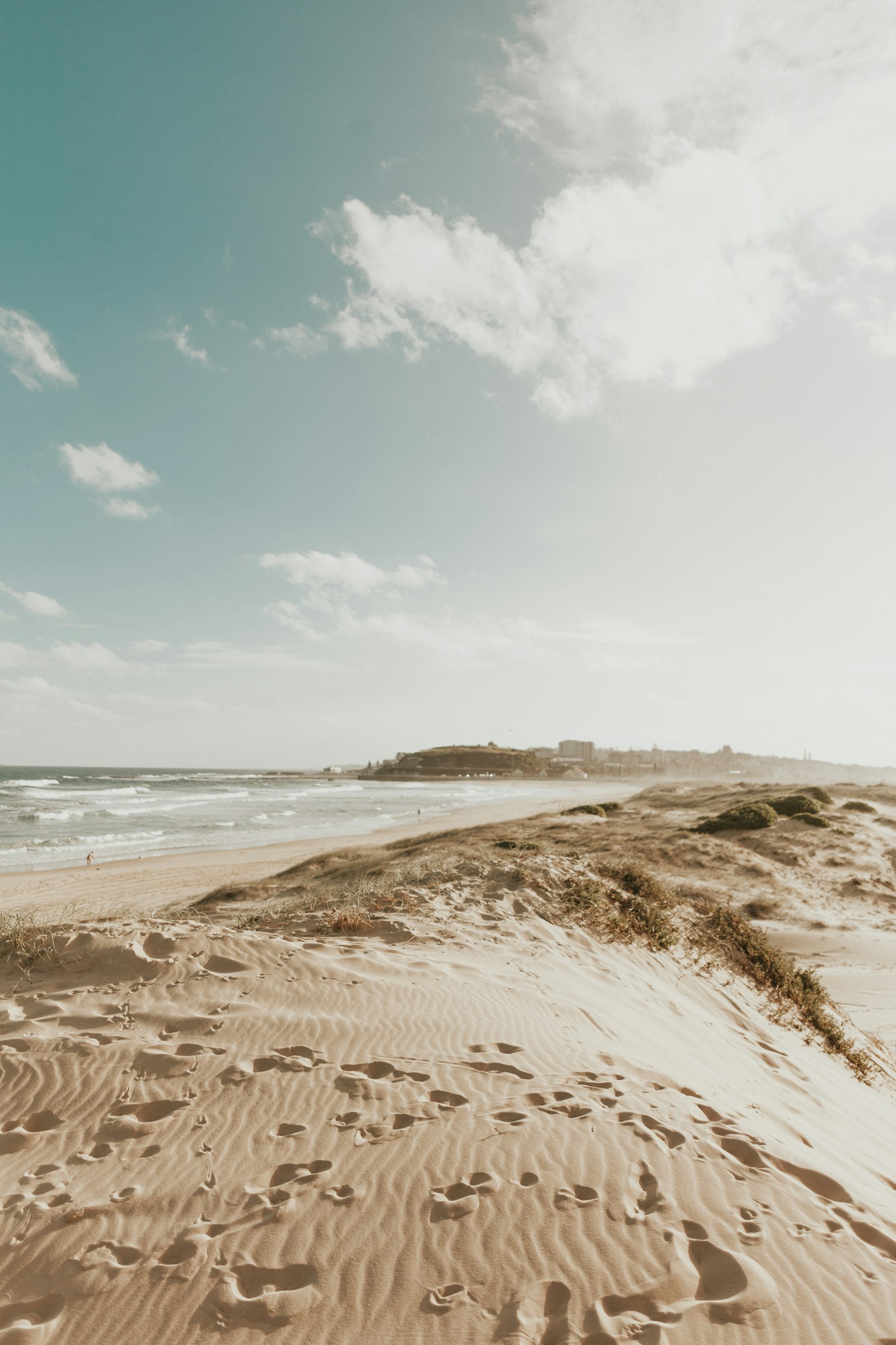 Canon EOS 5D Mark II + Canon EF 24mm F2.8 IS USM sample photo. Footprints in the sands photography