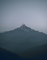 mountain during daytime