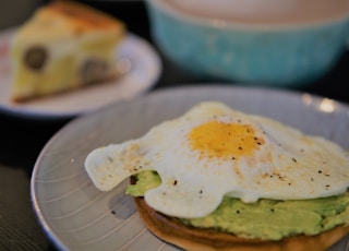 fried eggs on sandwich