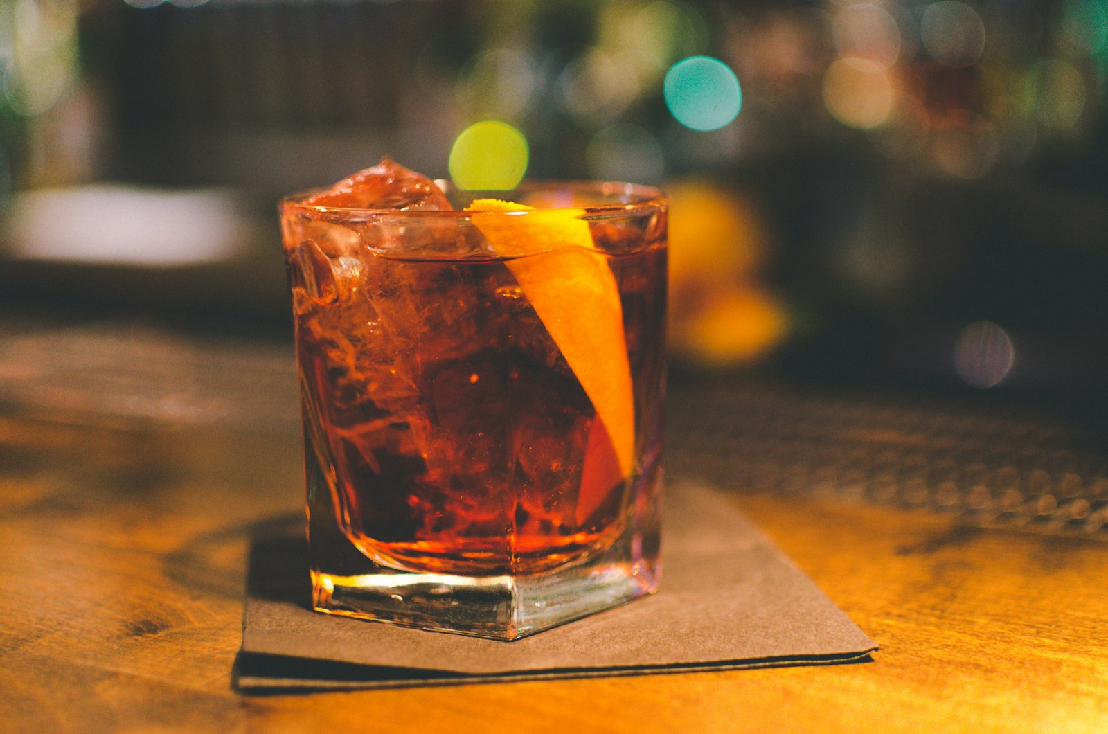 10 Drinks Clássicos com Gin: Receitas Completas