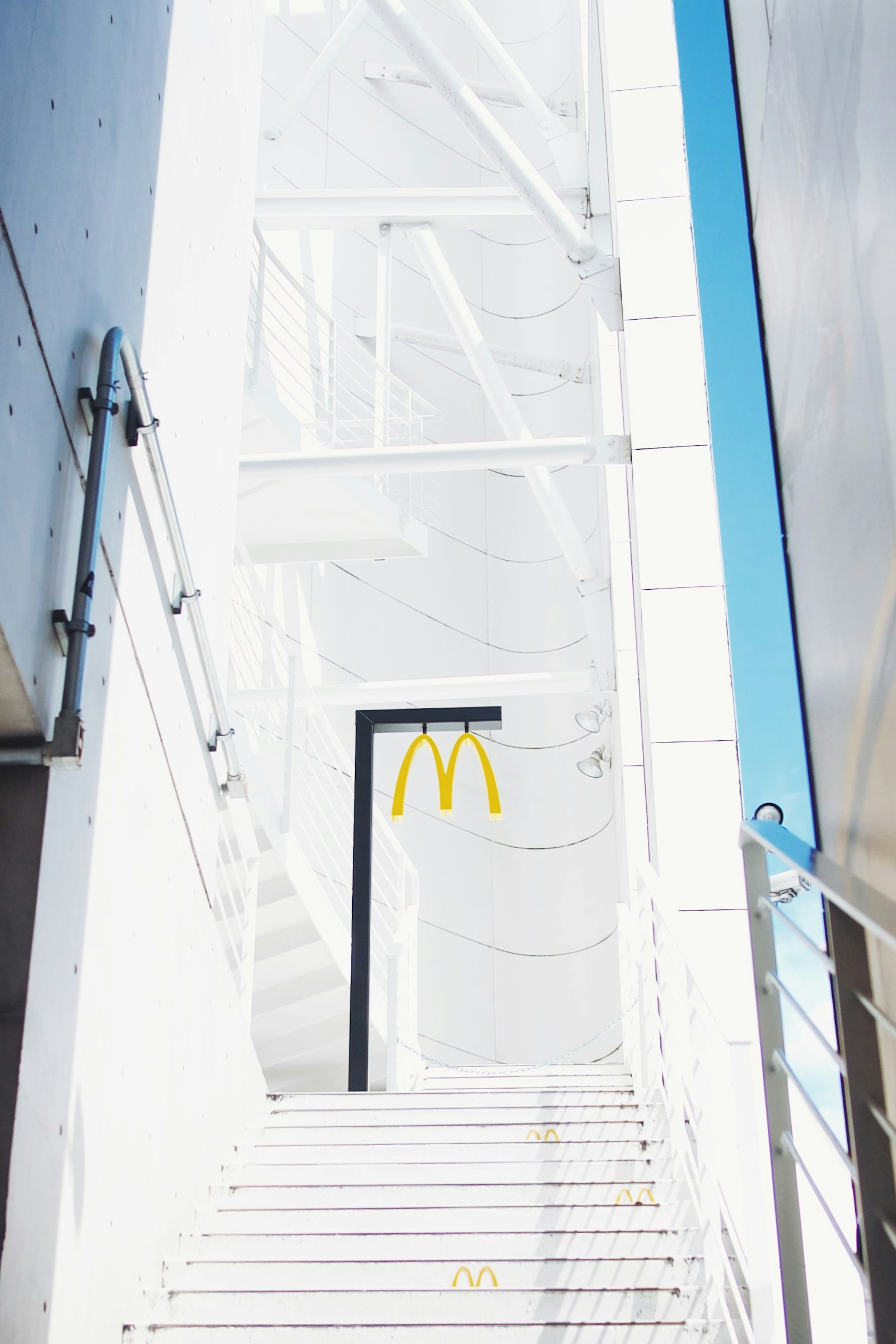 Panasonic Lumix G 20mm F1.7 ASPH sample photo. Mcdonald's signage photography