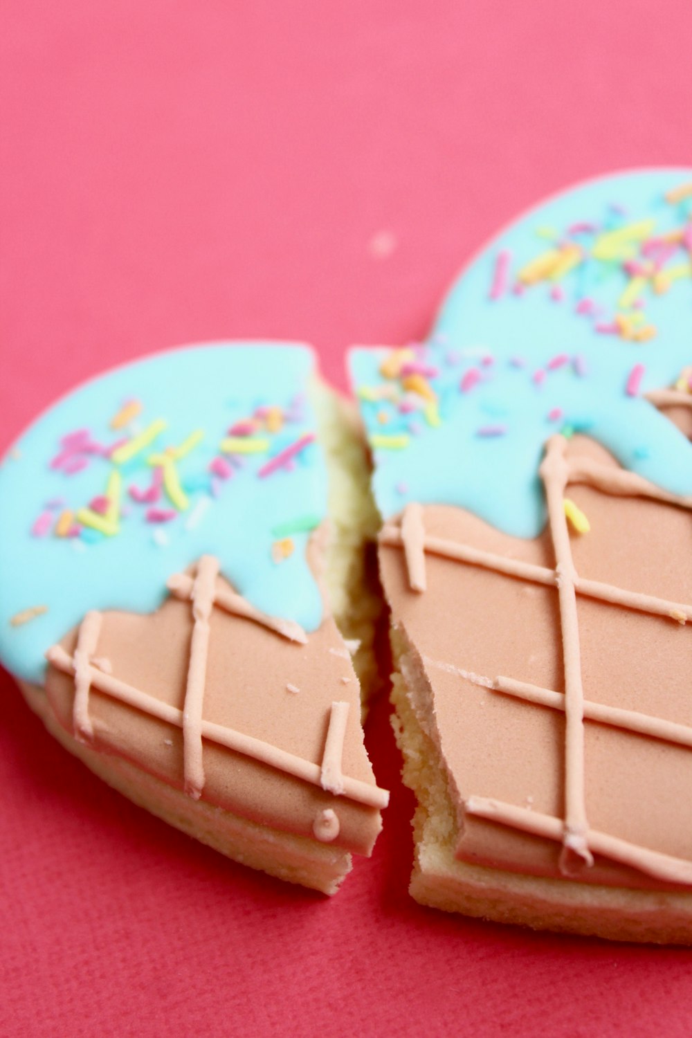 heart-shaped cookie