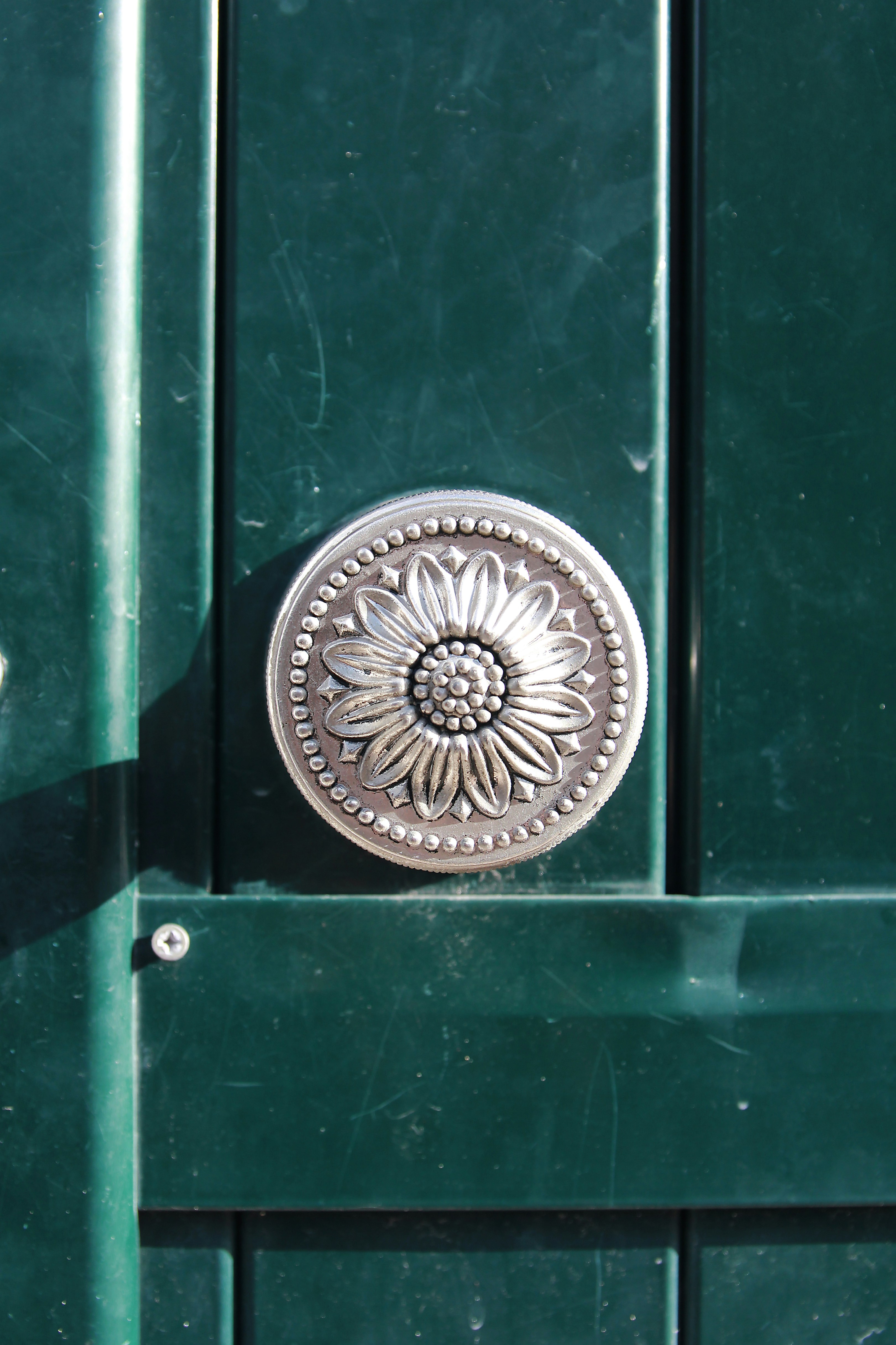 The Essential Cabinet Hardware Guide