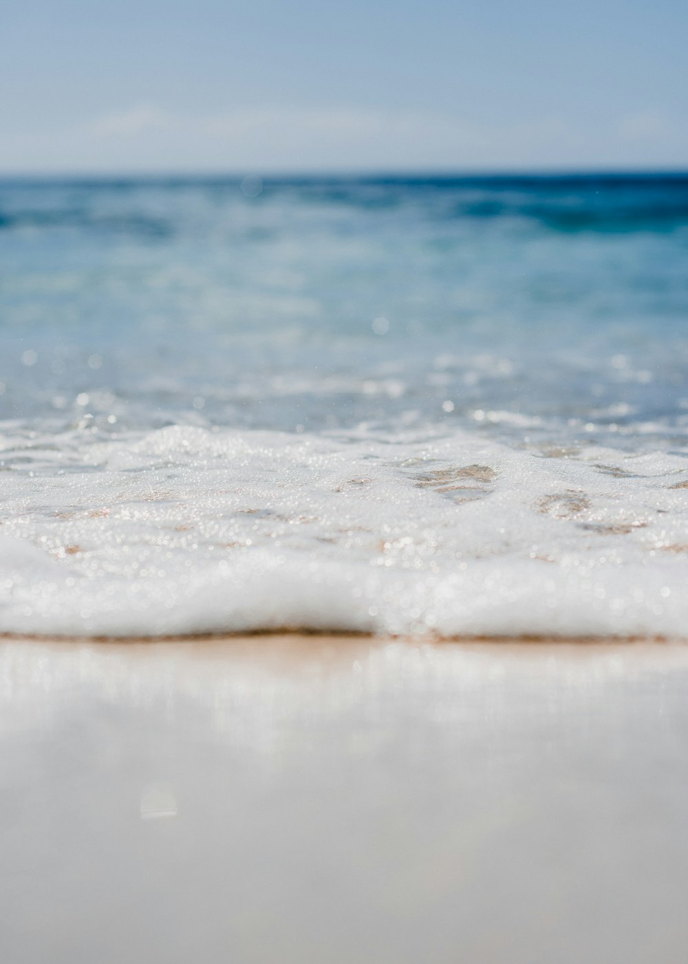 close-up photo of body of water