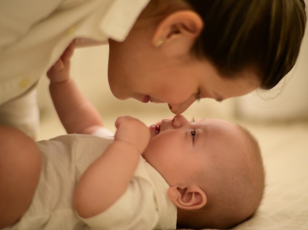 photo de maman et d’enfant