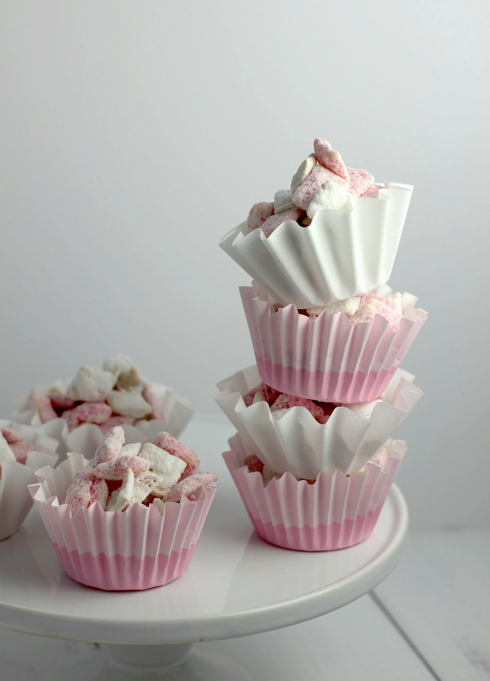 cupcakes on white cupcake stand