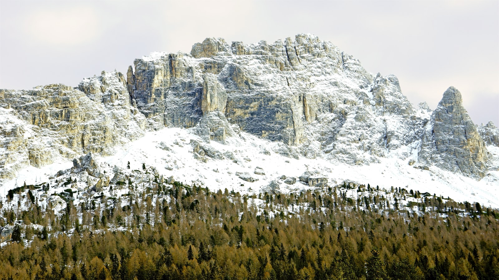 Sony E 18-200mm F3.5-6.3 OSS sample photo. Snow capped mountain photography