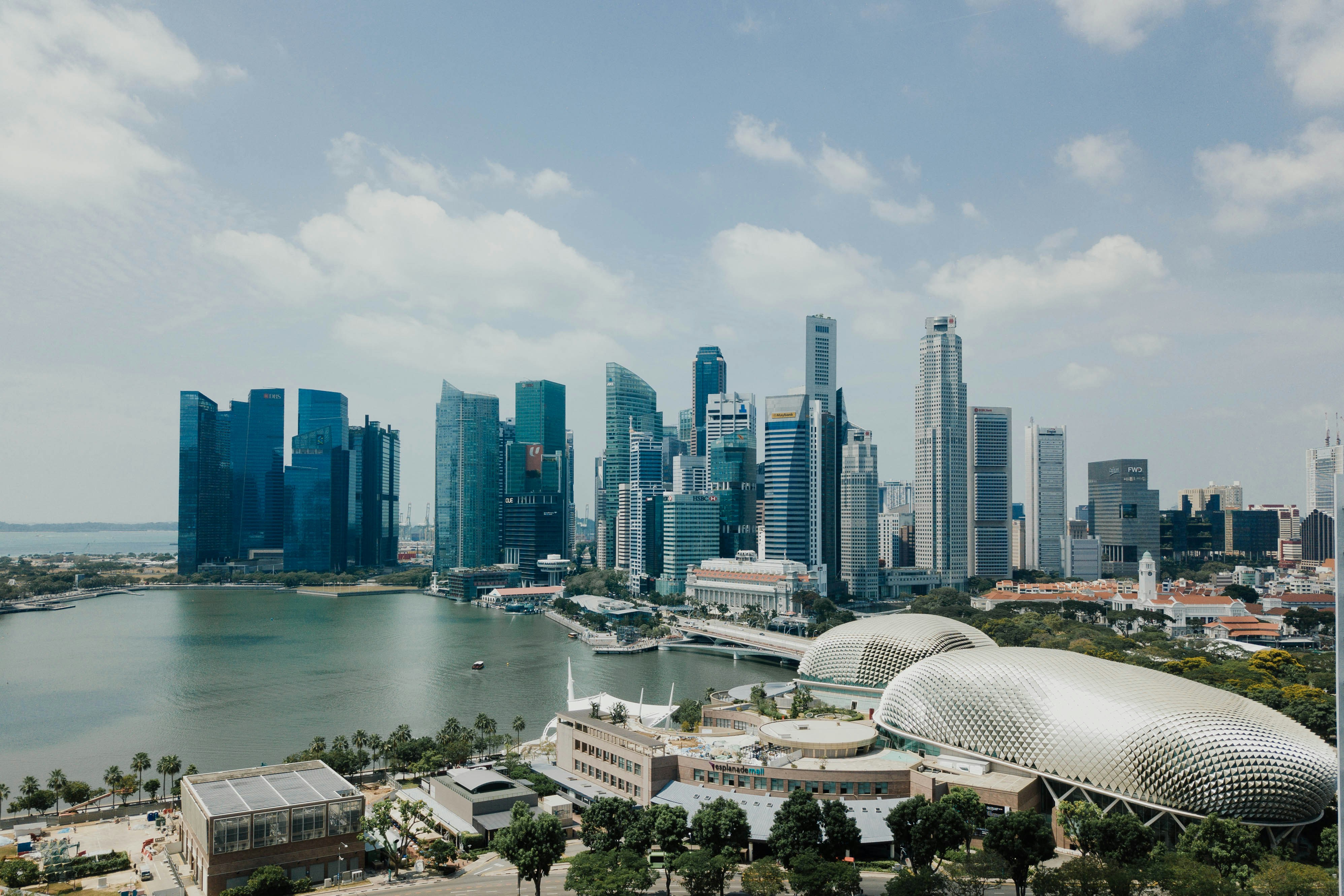 Photo by chuttersnap