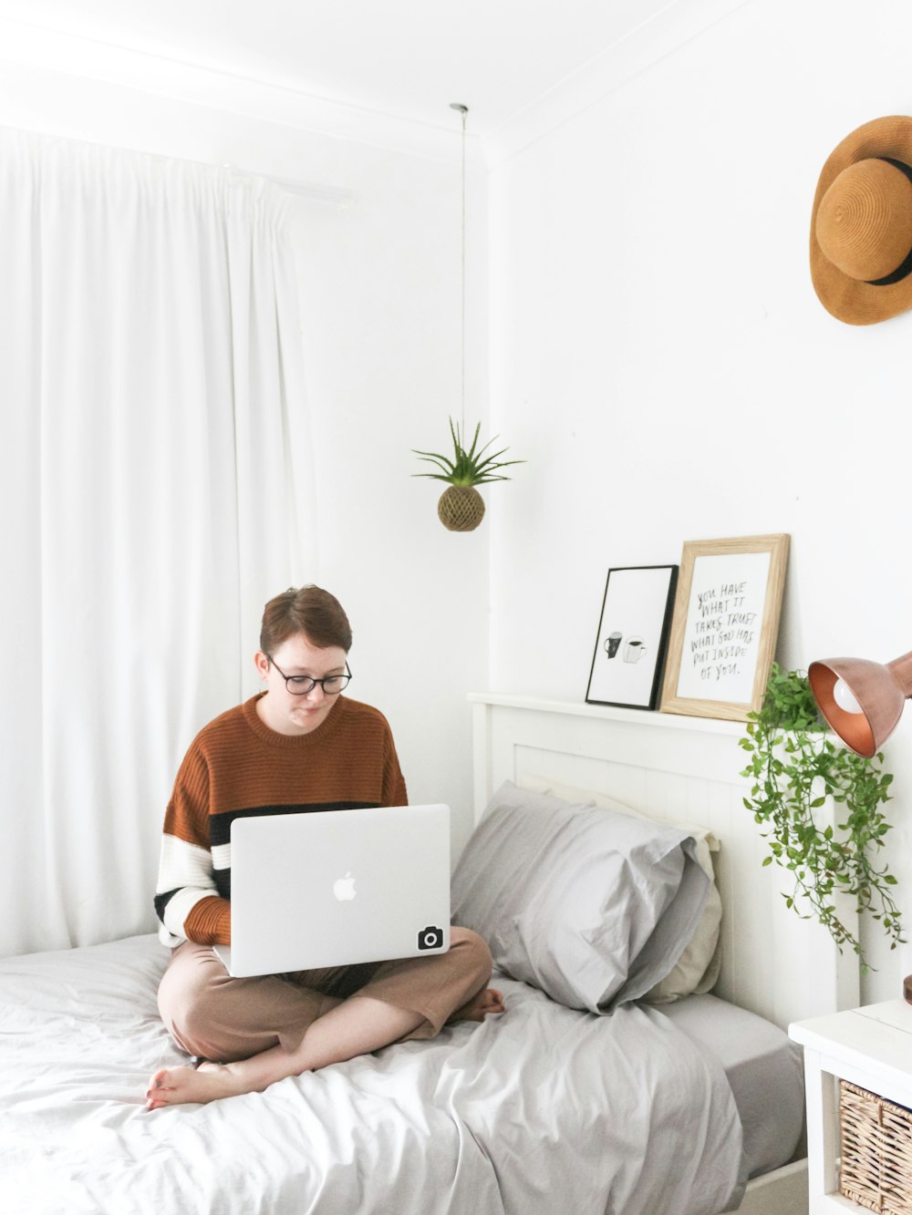 man using white MacBook