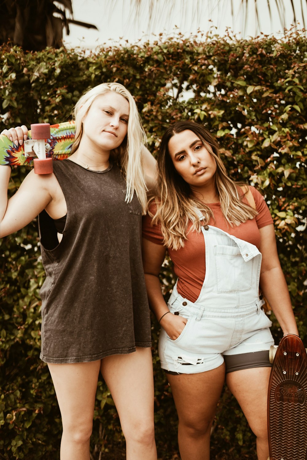 two women skaters