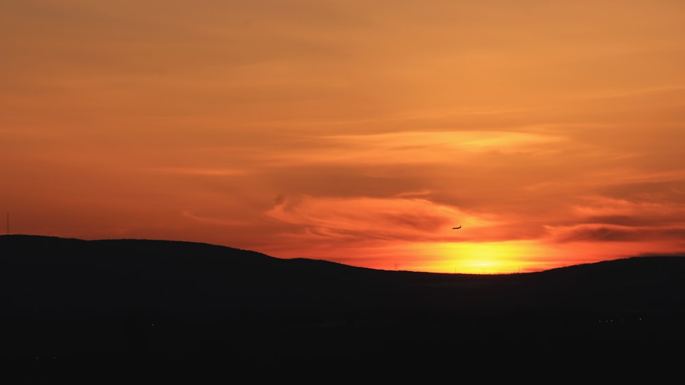 silhouette photography of mountains]