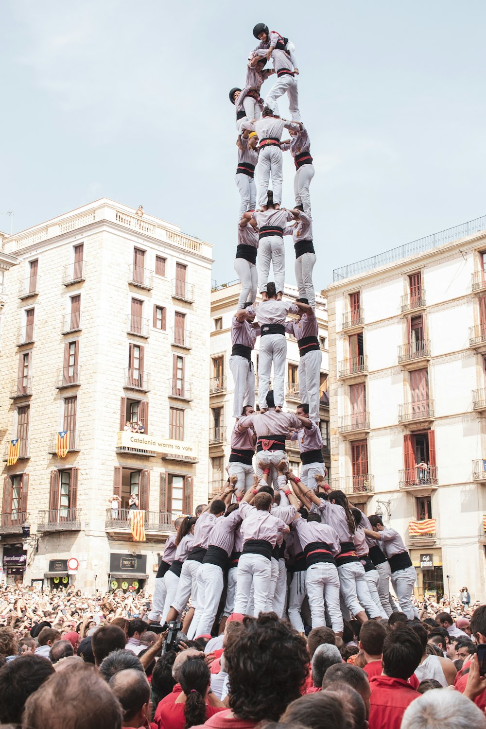 human tower event