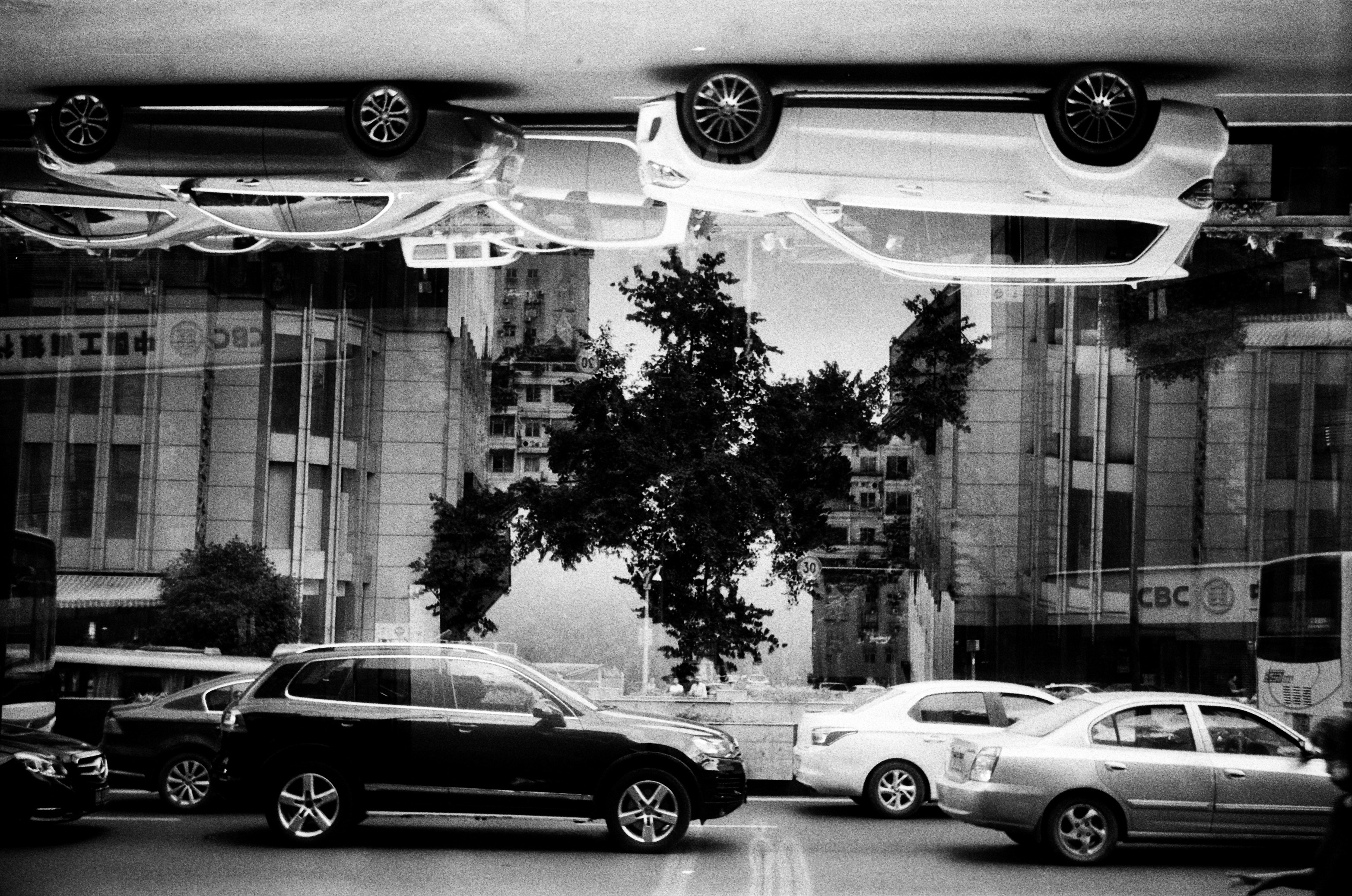 Invisible Car Optical Illusion Wallpapers, wallpaper, Invisible Car Optical Illusion Wallpapers: A Visual Guide 4