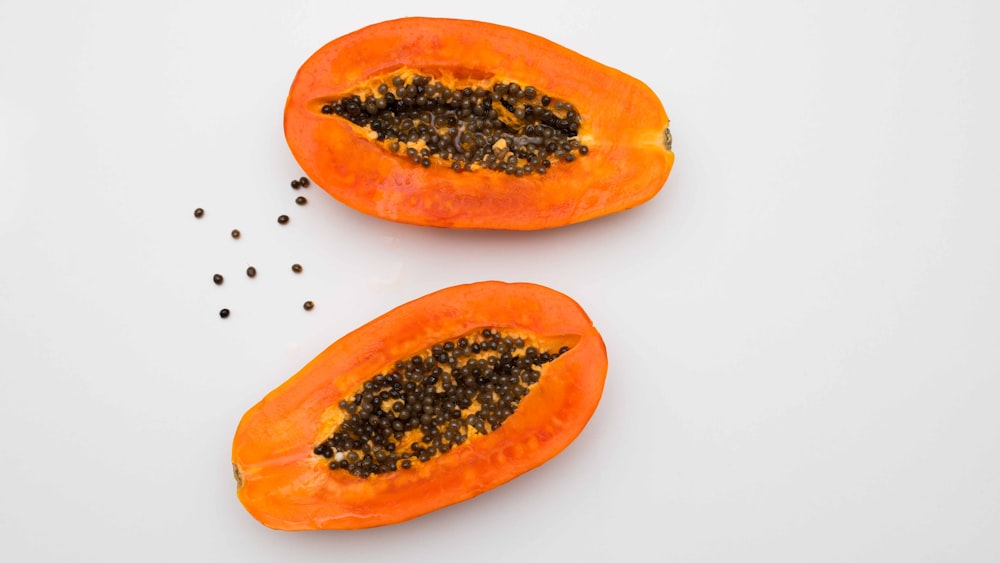 sliced papaya fruit