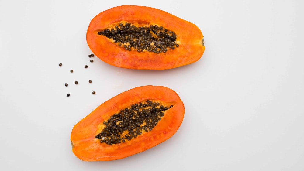 fruta de papaya en rodajas