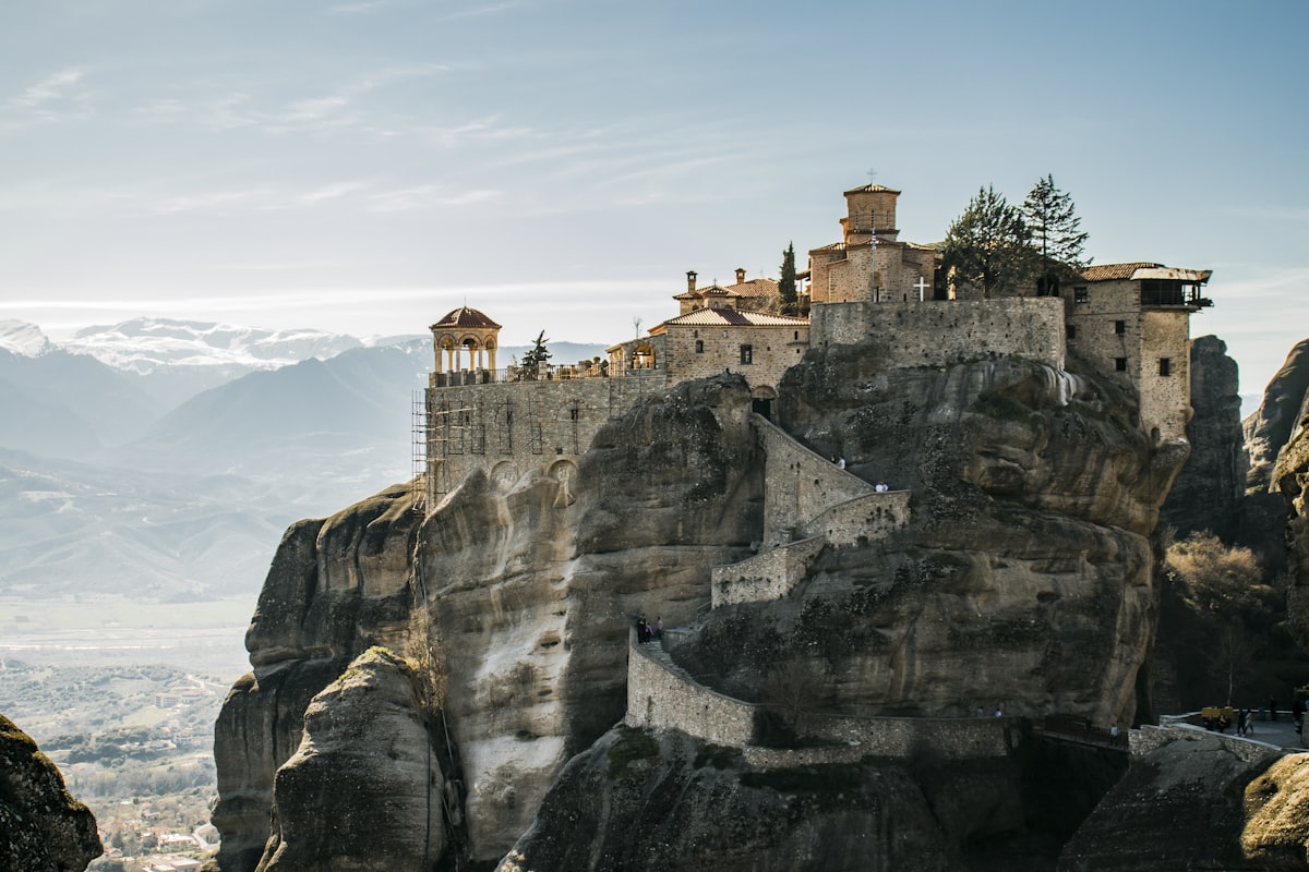 Meteora travel guide