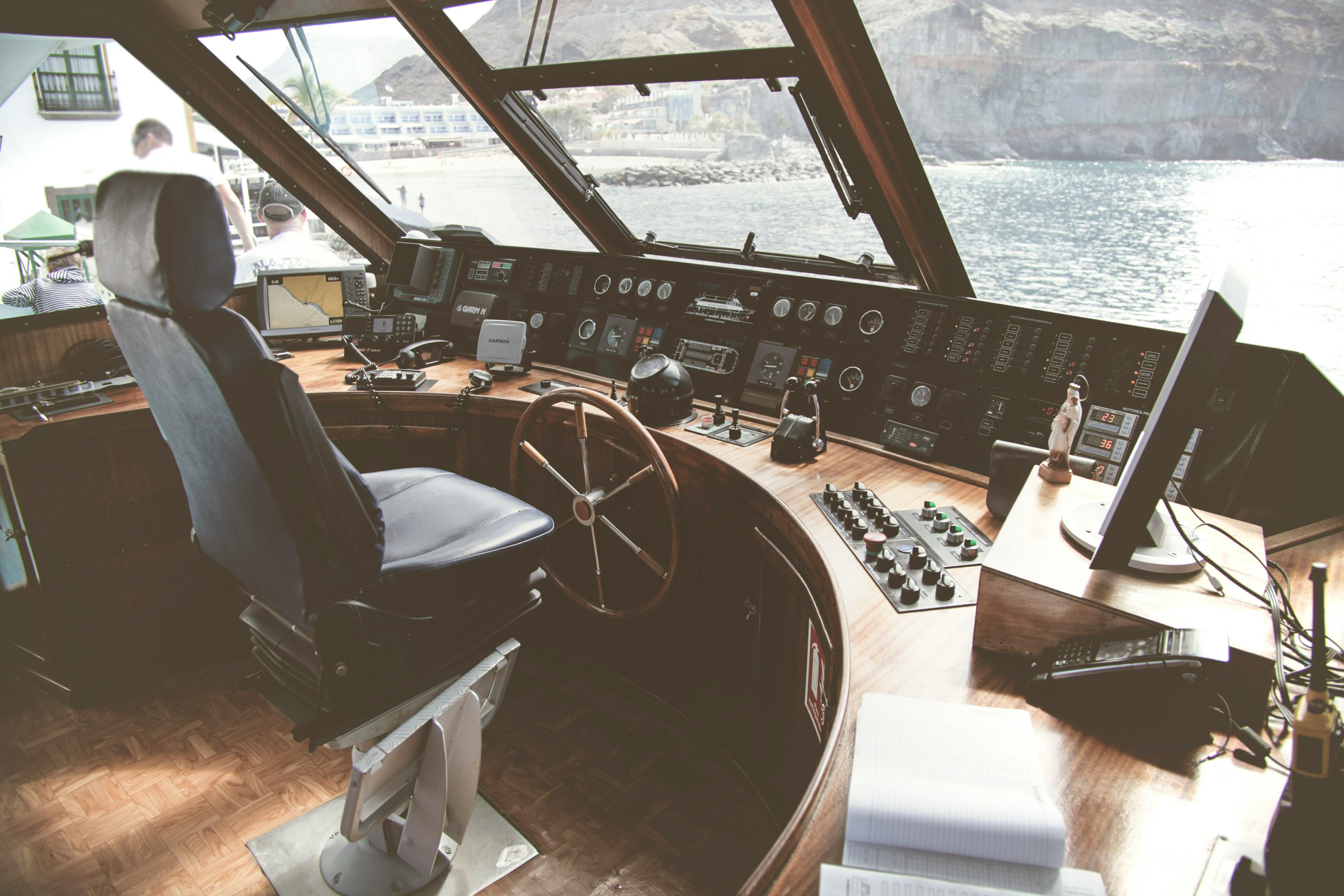 Wired for Wonder: The Smart Technology Redefining Life Aboard a Modern Superyacht