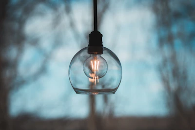 Smart pendant lighting