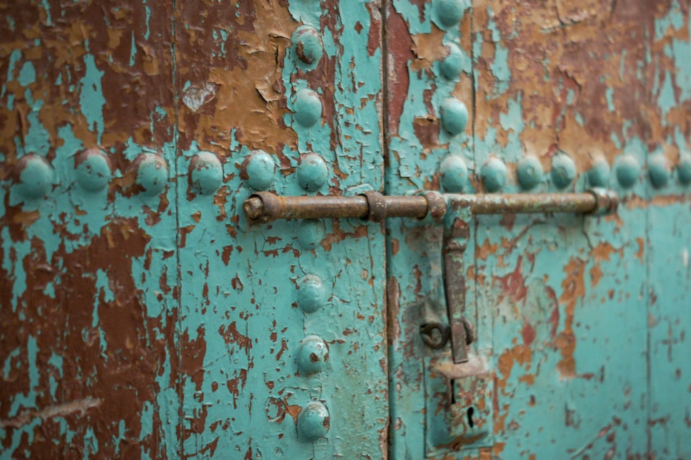 blue and brown metal gate