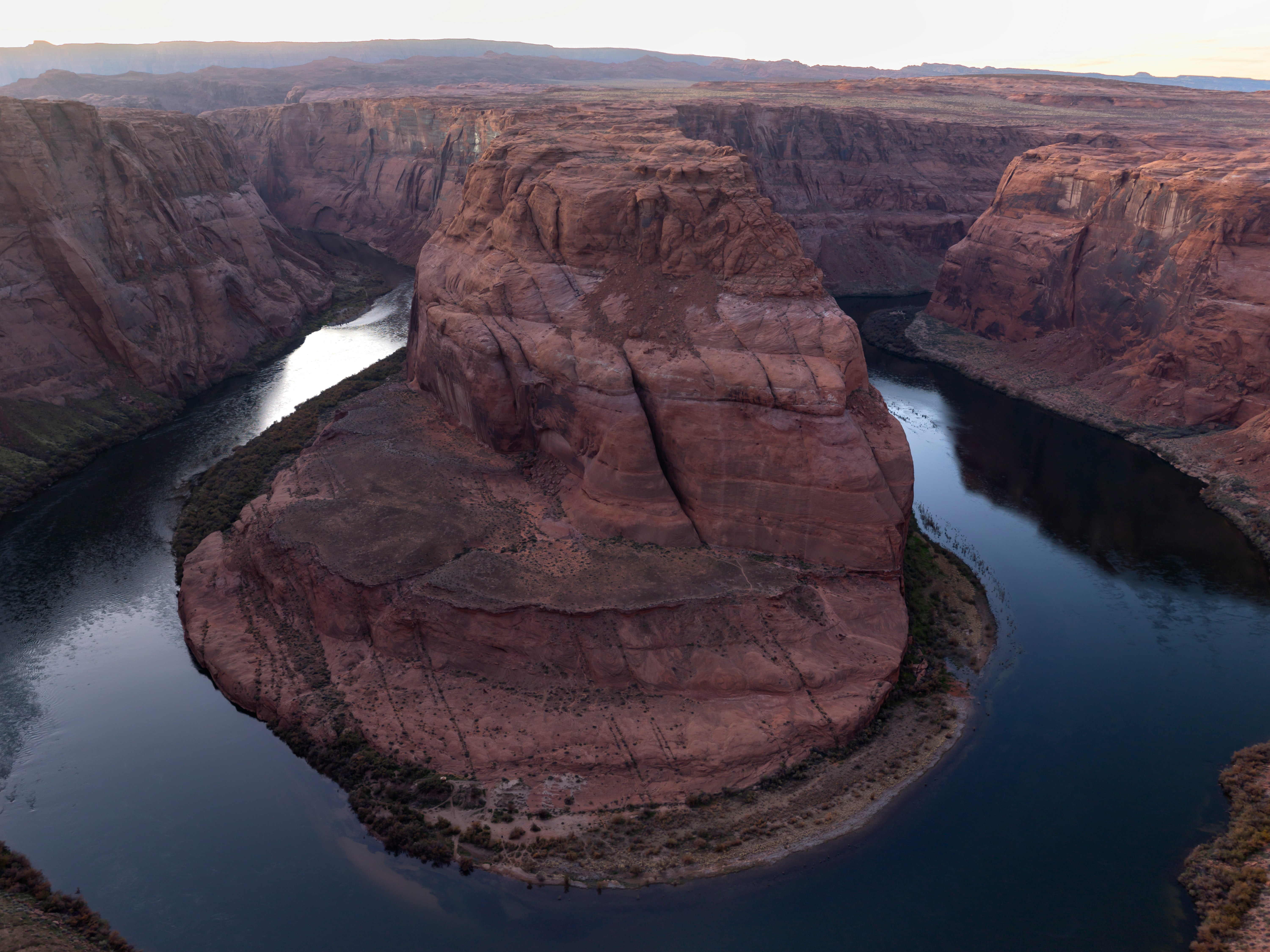 During most daylight hours, this location is packed with tourists, because everyone wants their shot of Horseshoe Bend. On this evening, I had the place to myself and was able to create a panorama of this iconic scene and eliminate the ‘wide-angle-lens-distortion’ seen in many images on the internet.